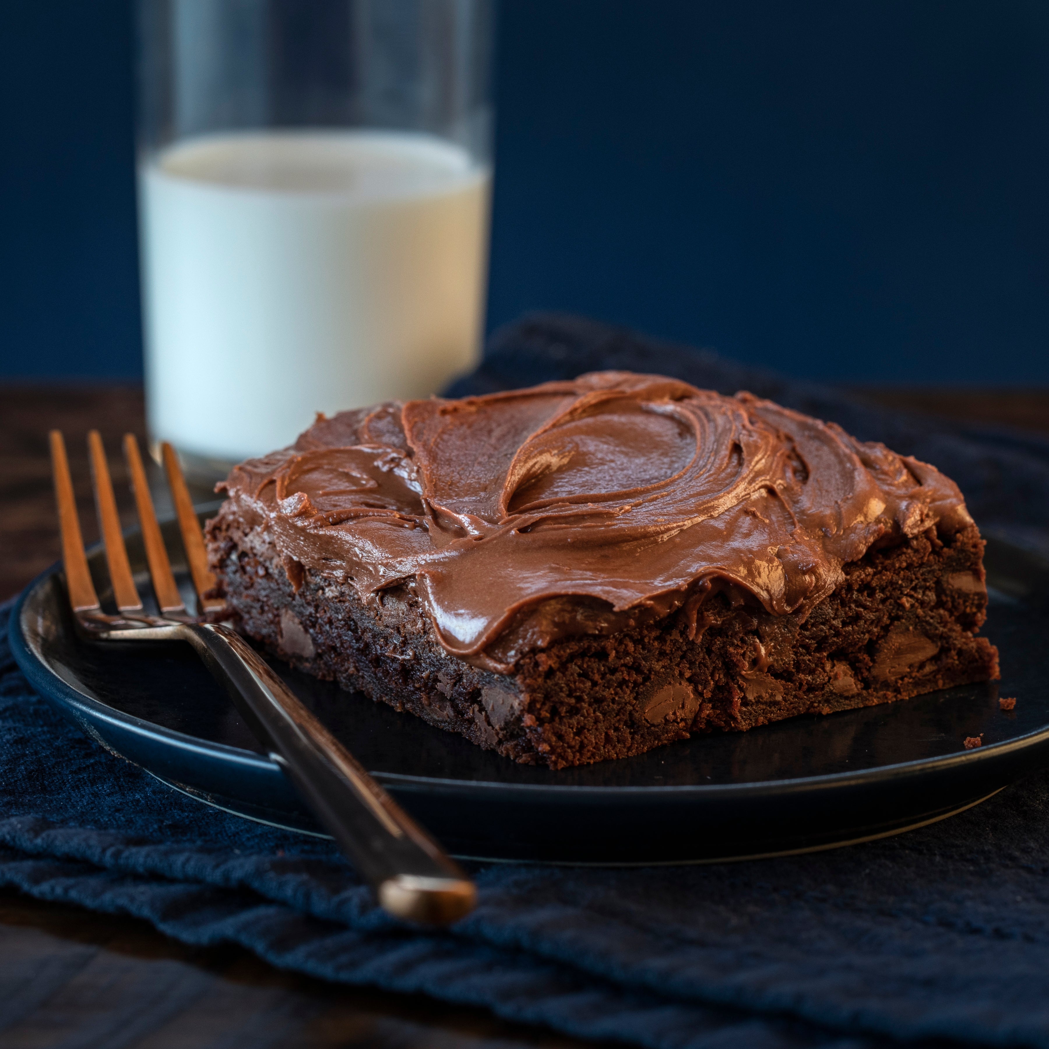Sunday Night® Frosted Chocolate Cake Brownies | Sunday Night Foods