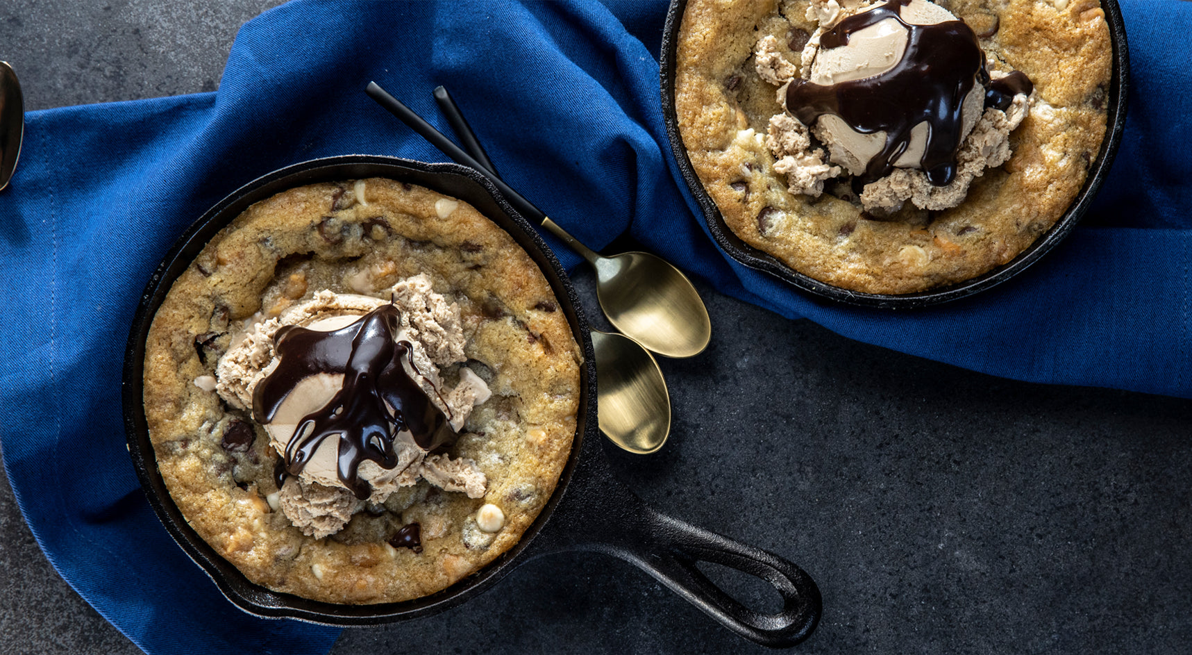 Sunday Night® Warm Skillet Cookie with Sunday Night® Dark + Decadent Chocolate Premium Dessert Sauce