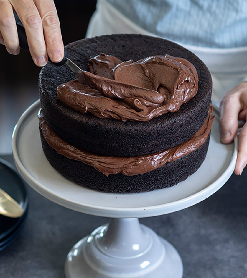 Sunday Night® Chocolate Frosting with Sunday Night® Sweet + Rich Chocolate Premium Dessert Sauce